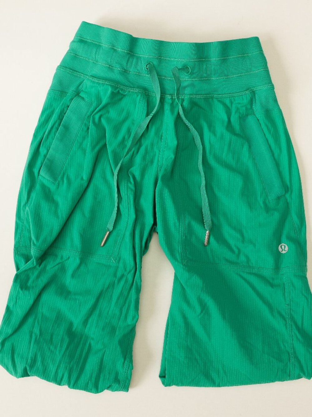 Lululemon Studio Dance Pants Green Size 0 GUC